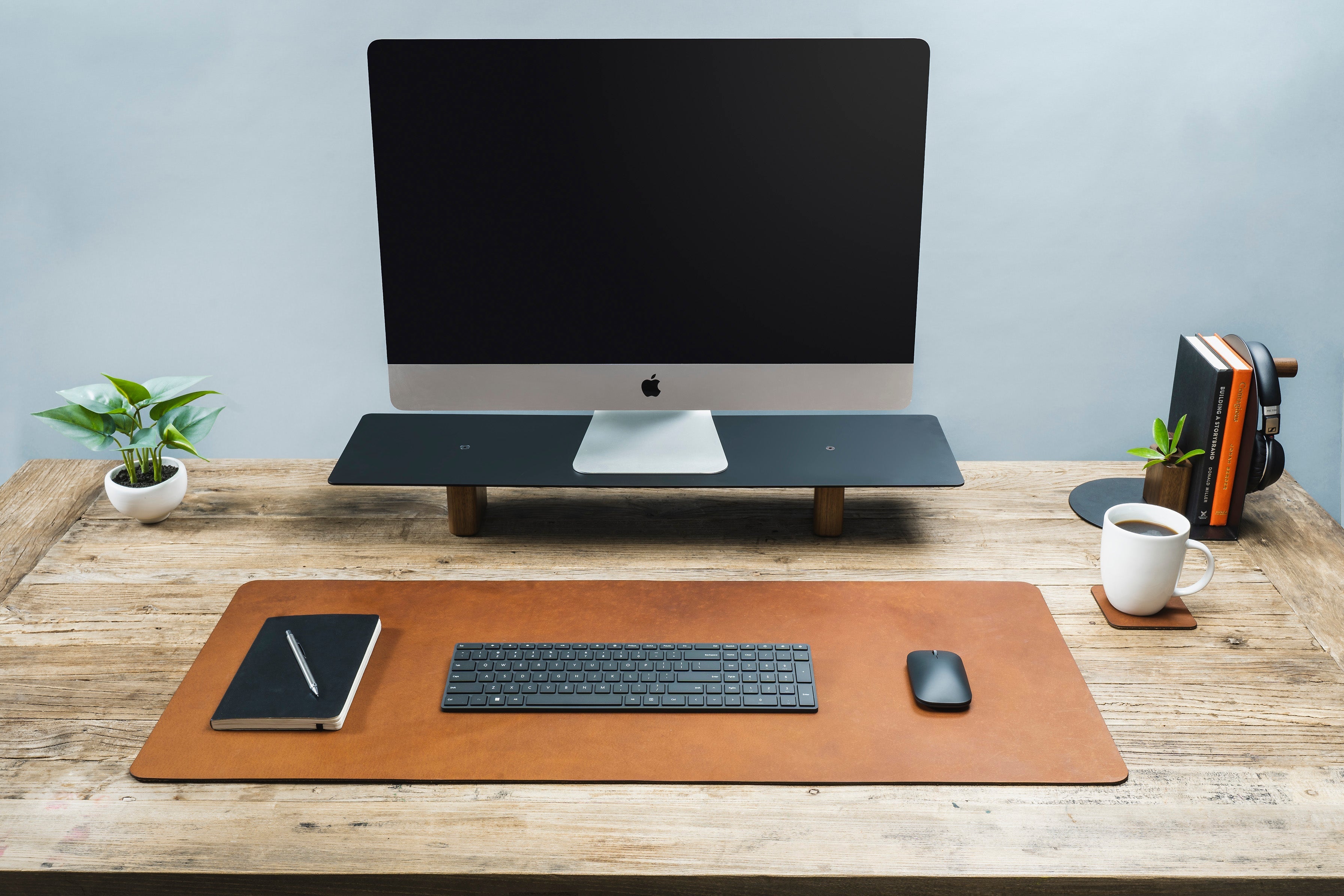 Creating a High-Tech Home Office: Integrating Smart Desk Accessories